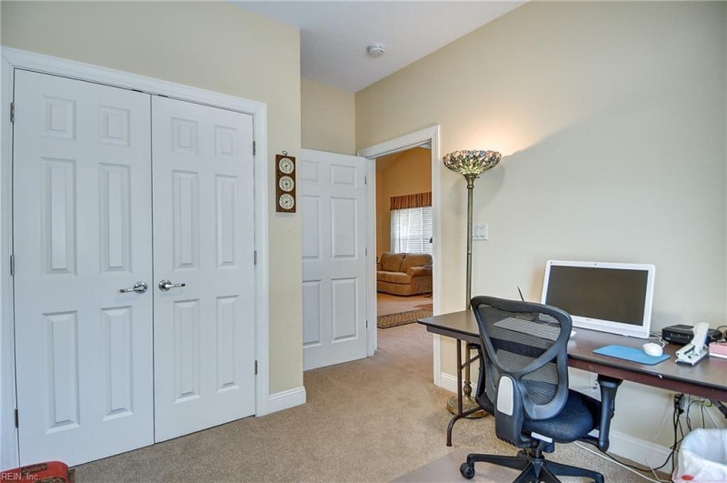 Photo 27 of 43 residential for sale in Chesapeake virginia