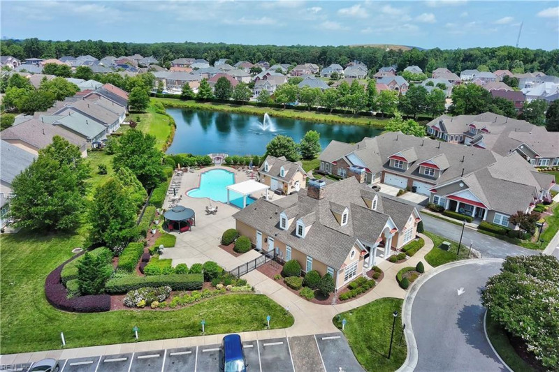 Photo 37 of 43 residential for sale in Chesapeake virginia