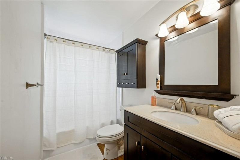 Photo 17 of 30 residential for sale in Virginia Beach virginia