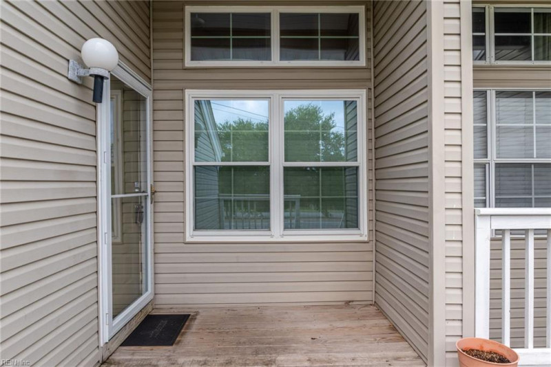 Photo 3 of 30 residential for sale in Virginia Beach virginia