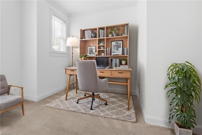 Photo 14 of 37 residential for sale in Norfolk virginia