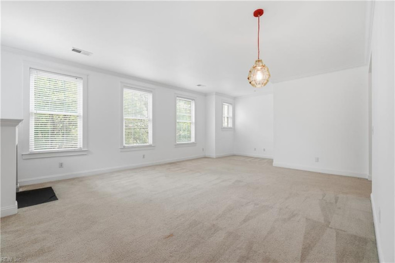 Photo 5 of 37 residential for sale in Norfolk virginia