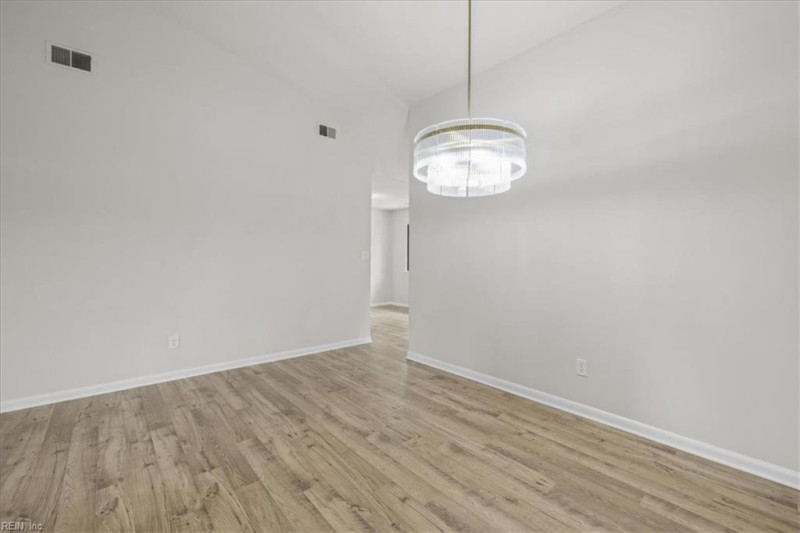 Photo 10 of 39 residential for sale in Virginia Beach virginia