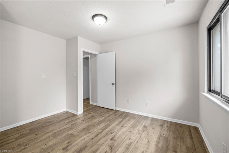 Photo 19 of 39 residential for sale in Virginia Beach virginia