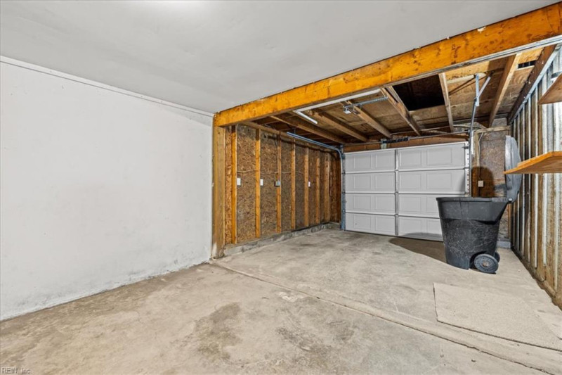 Photo 35 of 39 residential for sale in Virginia Beach virginia
