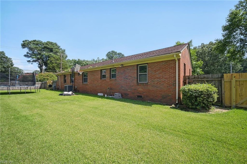 Photo 32 of 34 residential for sale in Chesapeake virginia