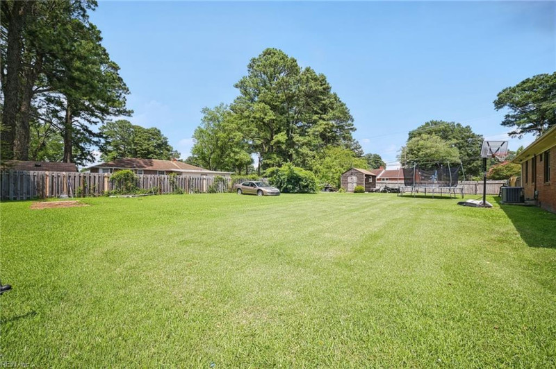 Photo 33 of 34 residential for sale in Chesapeake virginia