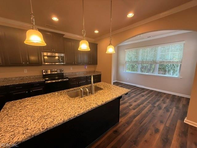 Photo 6 of 13 residential for sale in Chesapeake virginia