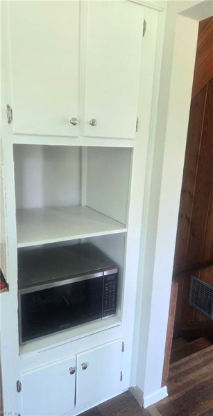 Photo 6 of 14 residential for sale in Portsmouth virginia