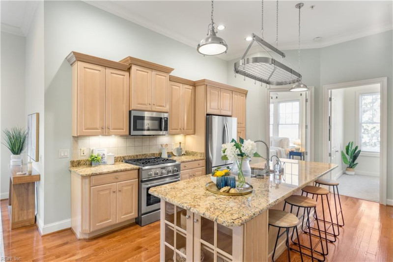Photo 3 of 31 residential for sale in Norfolk virginia Photo 3 of 31 residential for sale in Norfolk virginia