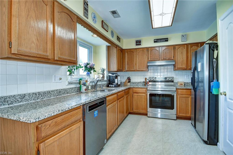 Photo 19 of 45 residential for sale in Chesapeake virginia Photo 19 of 45 residential for sale in Chesapeake virginia