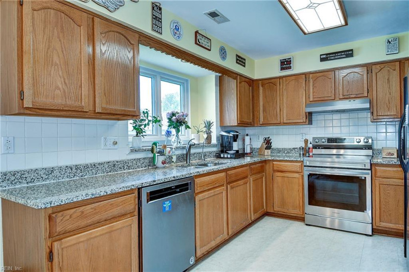 Photo 20 of 45 residential for sale in Chesapeake virginia Photo 20 of 45 residential for sale in Chesapeake virginia