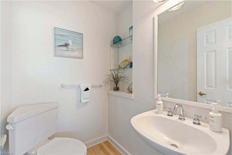 Photo 17 of 50 residential for sale in Virginia Beach virginia