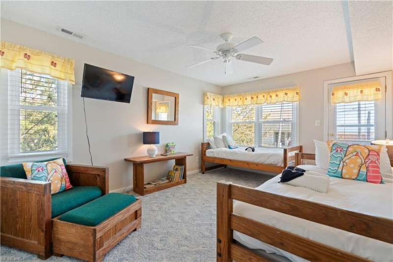 Photo 27 of 50 residential for sale in Virginia Beach virginia