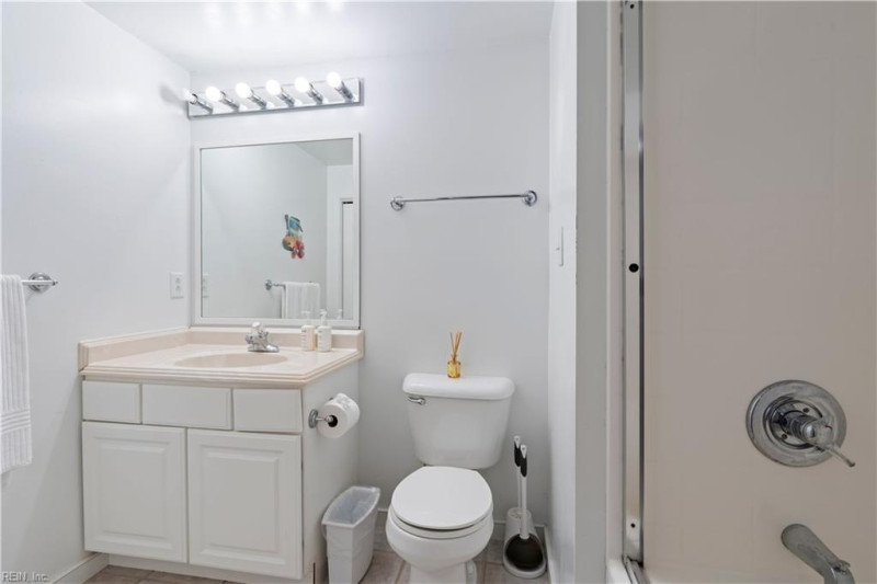Photo 34 of 50 residential for sale in Virginia Beach virginia