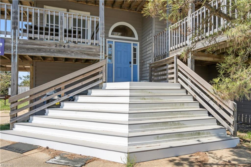 Photo 6 of 50 residential for sale in Virginia Beach virginia