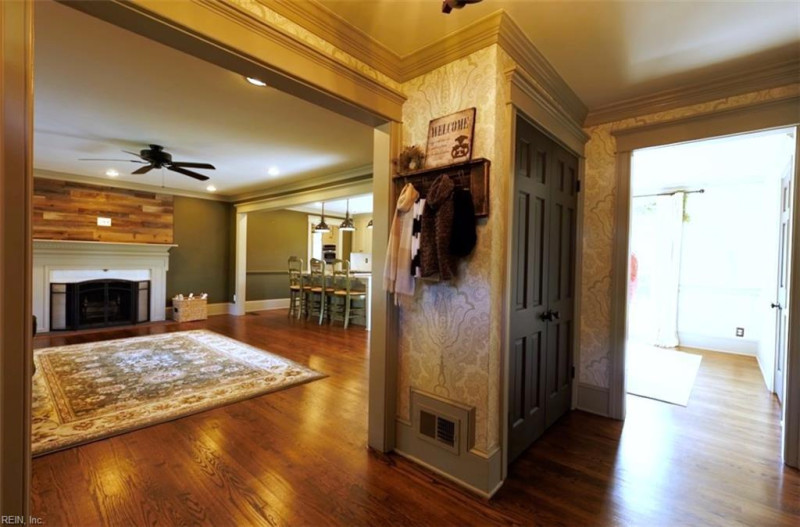 Photo 7 of 46 residential for sale in Chesapeake virginia Photo 7 of 46 residential for sale in Chesapeake virginia