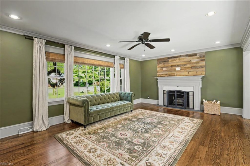 Photo 8 of 46 residential for sale in Chesapeake virginia Photo 8 of 46 residential for sale in Chesapeake virginia