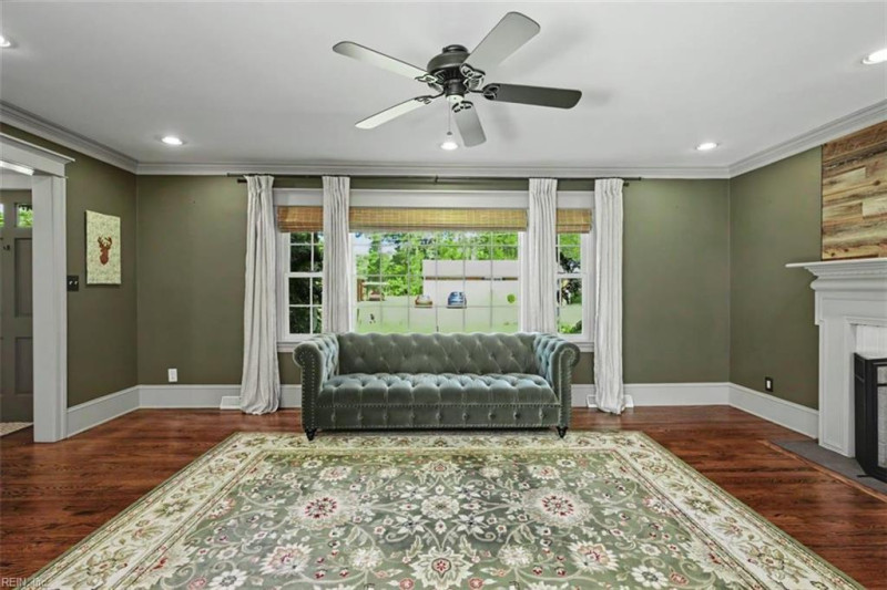 Photo 9 of 46 residential for sale in Chesapeake virginia Photo 9 of 46 residential for sale in Chesapeake virginia