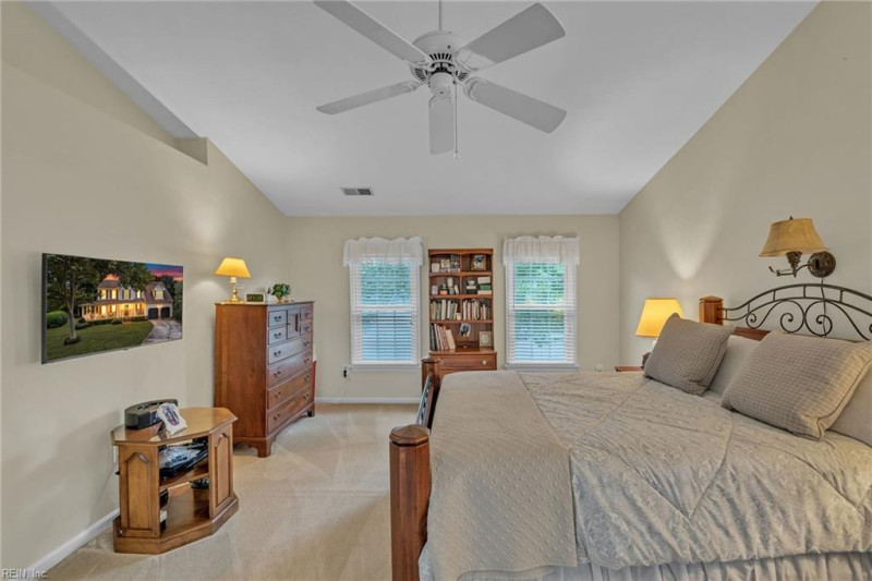 Photo 29 of 48 residential for sale in Chesapeake virginia