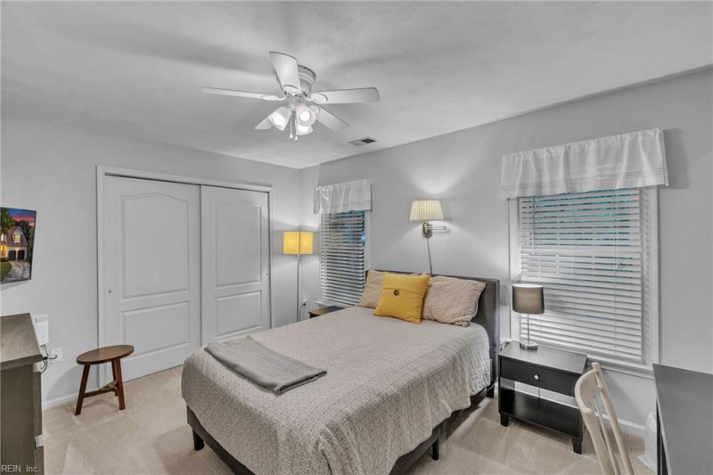 Photo 35 of 48 residential for sale in Chesapeake virginia