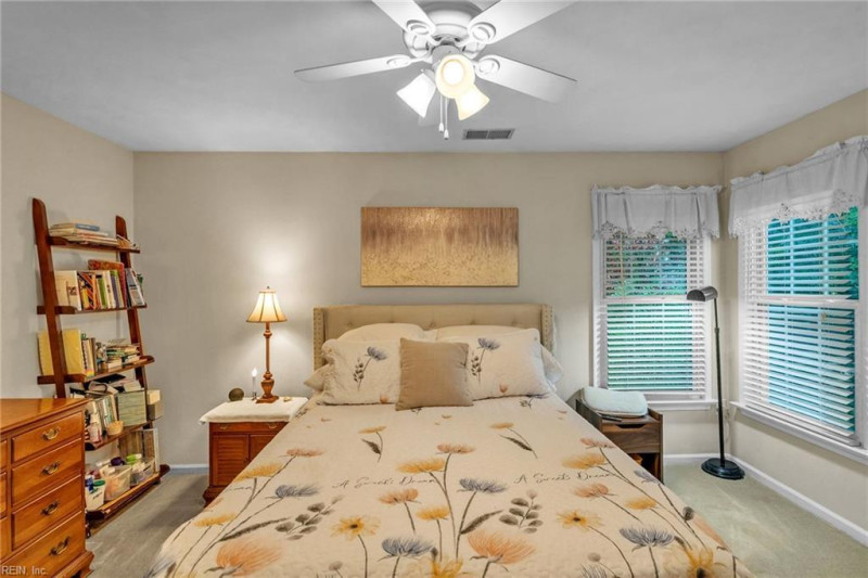 Photo 38 of 48 residential for sale in Chesapeake virginia