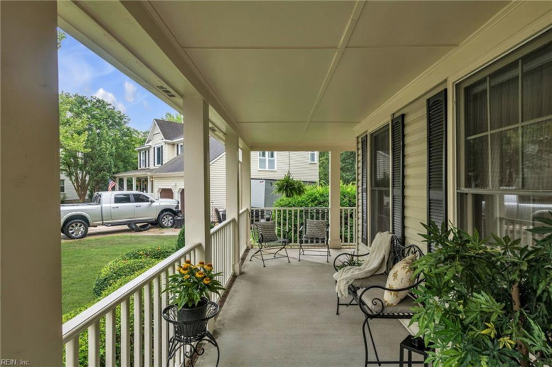 Photo 9 of 48 residential for sale in Chesapeake virginia