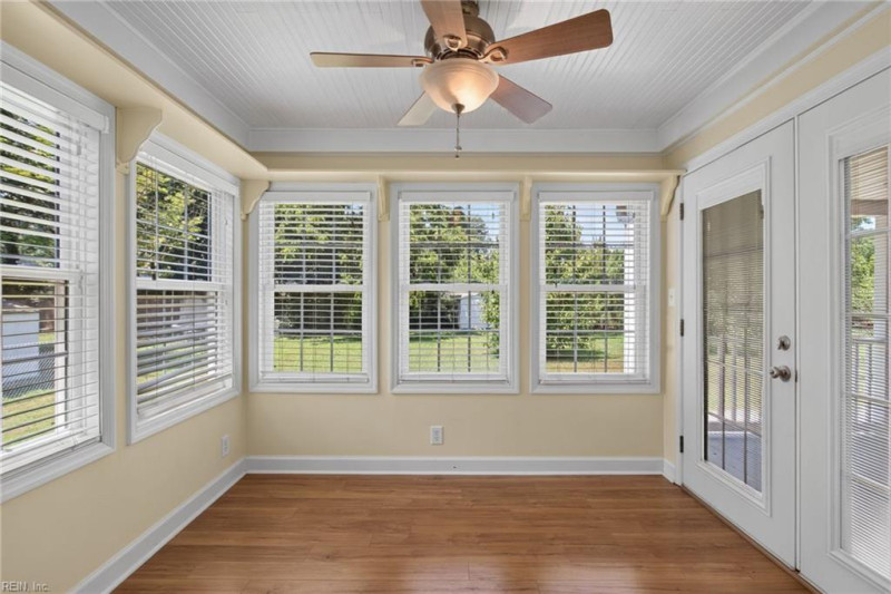 Photo 13 of 41 residential for sale in Portsmouth virginia