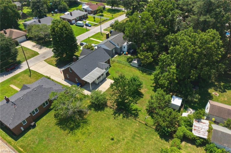 Photo 29 of 41 residential for sale in Portsmouth virginia