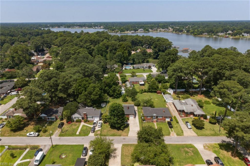 Photo 31 of 41 residential for sale in Portsmouth virginia