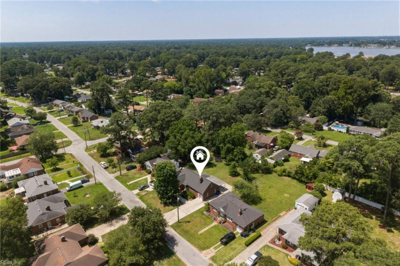 Photo 32 of 41 residential for sale in Portsmouth virginia