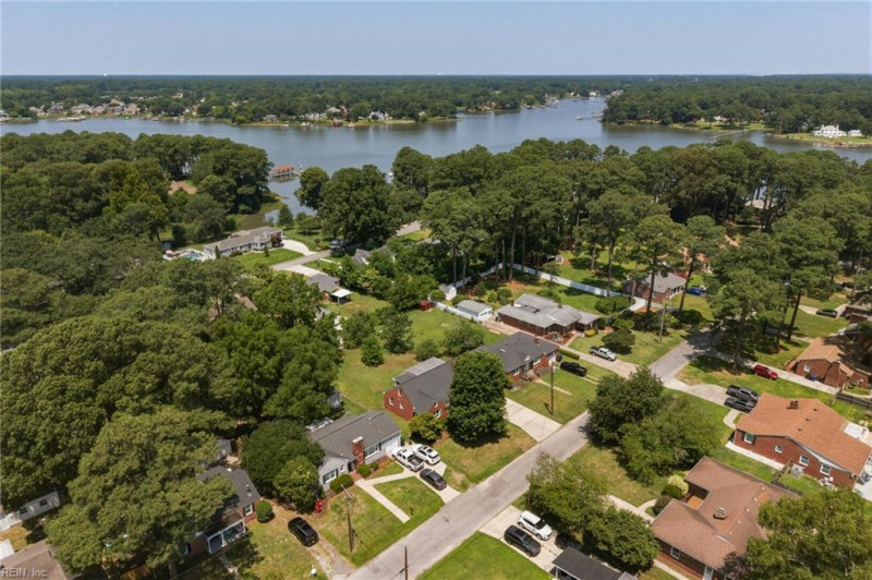 Photo 35 of 41 residential for sale in Portsmouth virginia