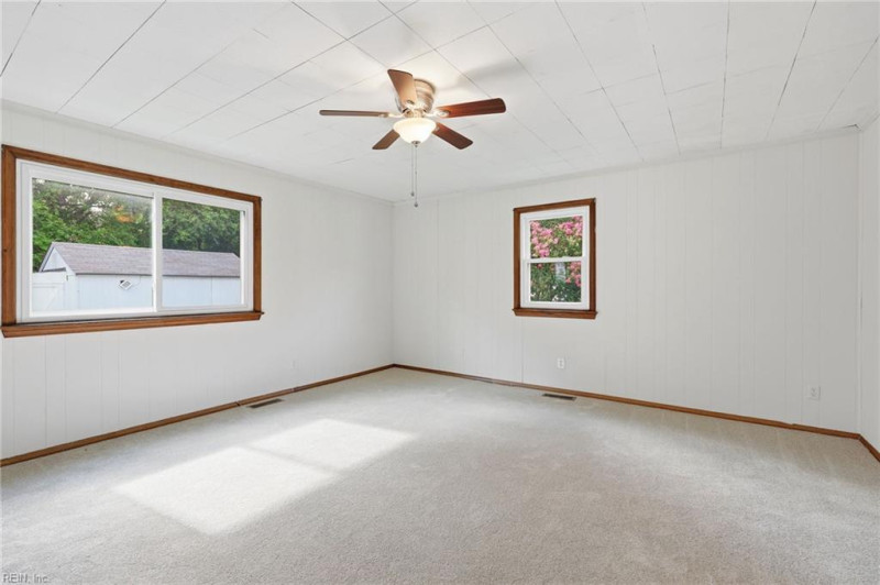 Photo 15 of 47 residential for sale in Norfolk virginia