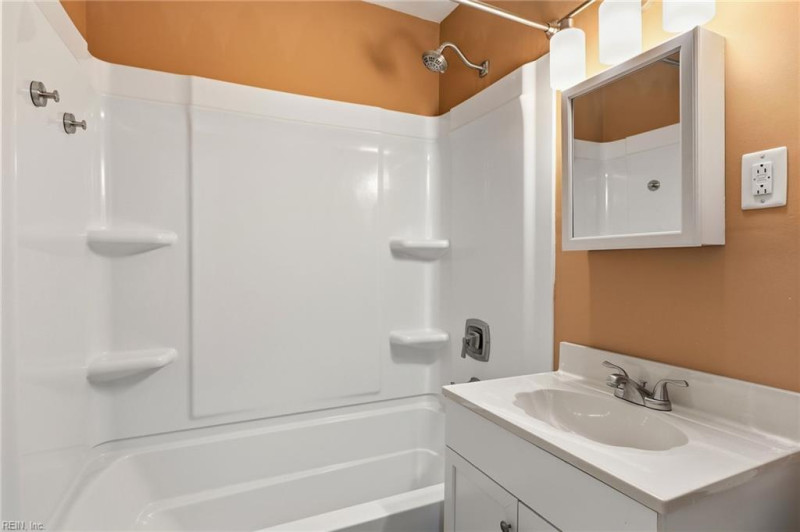Photo 21 of 47 residential for sale in Norfolk virginia