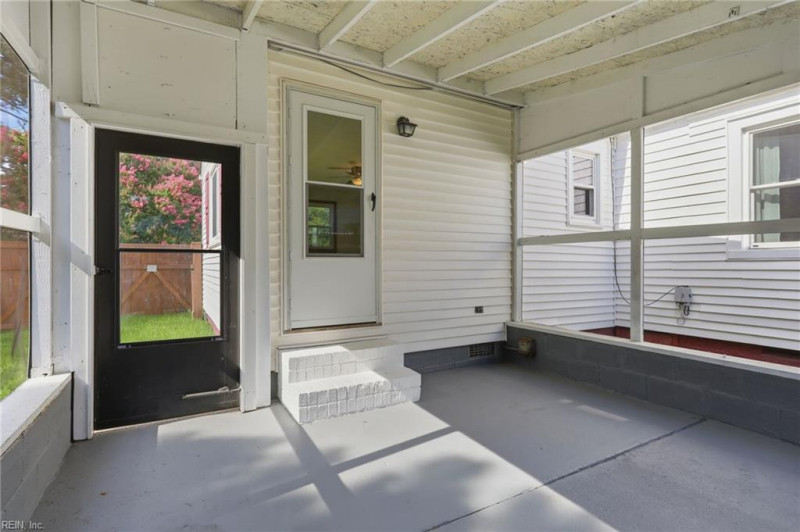 Photo 35 of 47 residential for sale in Norfolk virginia