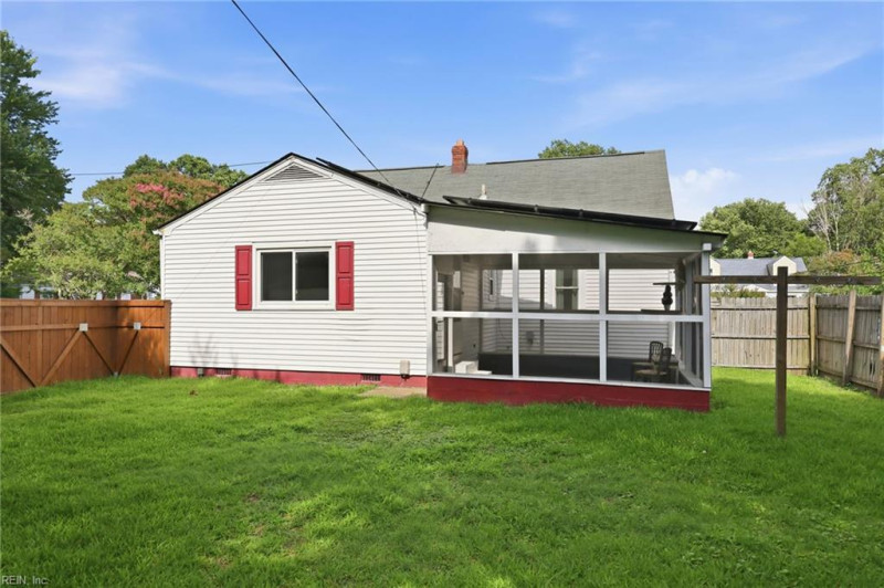 Photo 36 of 47 residential for sale in Norfolk virginia