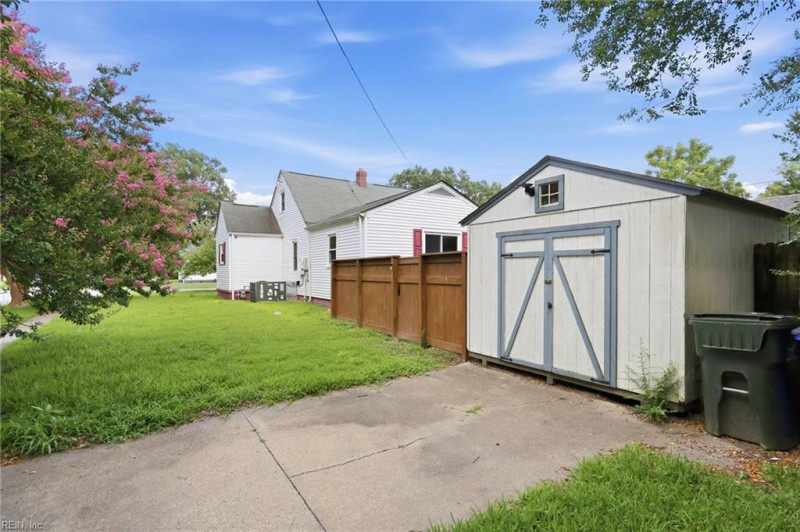 Photo 40 of 47 residential for sale in Norfolk virginia