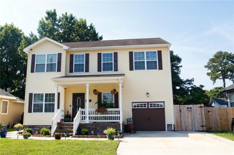 Photo 2 of 18 residential for sale in Portsmouth virginia