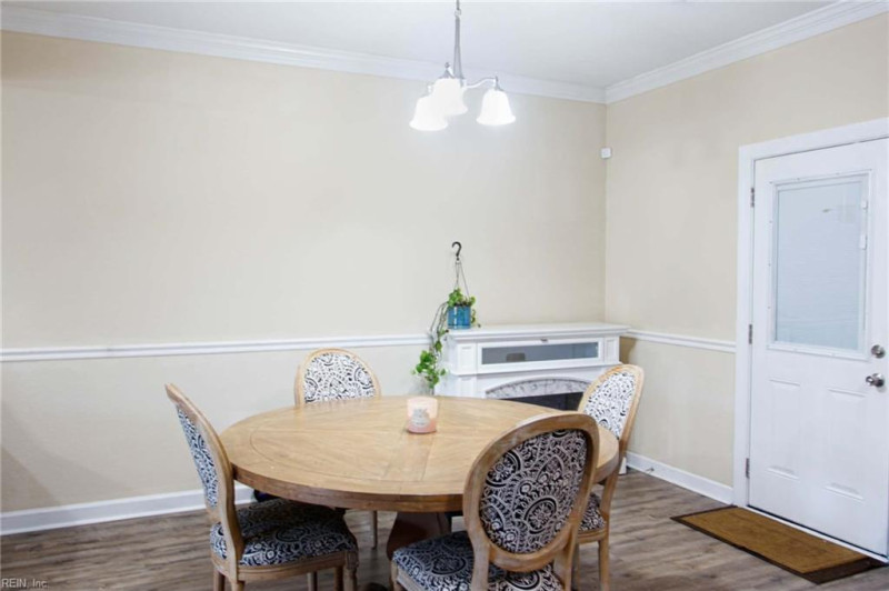 Photo 6 of 18 residential for sale in Portsmouth virginia