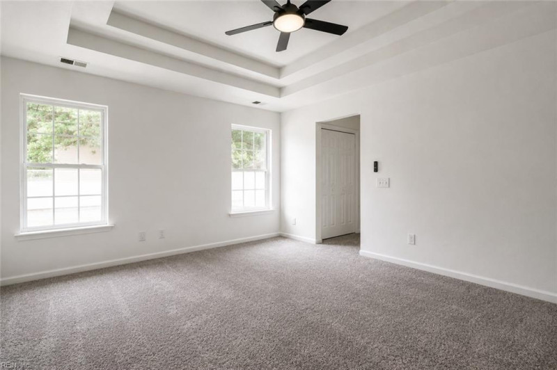 Photo 11 of 23 residential for sale in Virginia Beach virginia