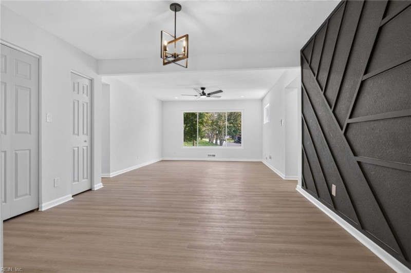 Photo 13 of 42 residential for sale in Norfolk virginia