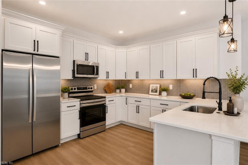 Photo 16 of 42 residential for sale in Norfolk virginia