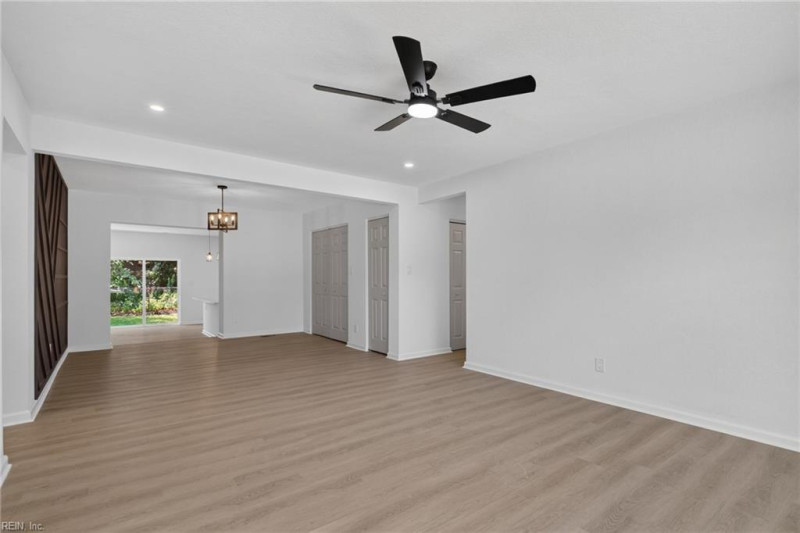 Photo 7 of 42 residential for sale in Norfolk virginia