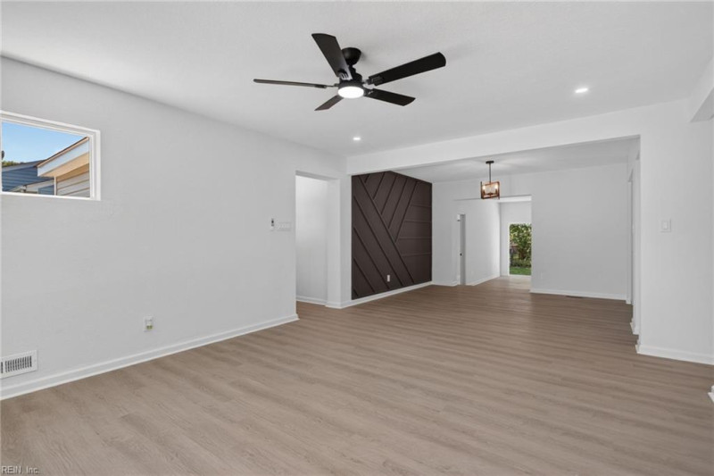 Photo 8 of 42 residential for sale in Norfolk virginia