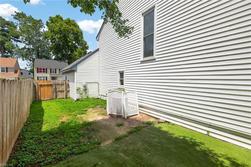 Photo 31 of 43 residential for sale in Virginia Beach virginia