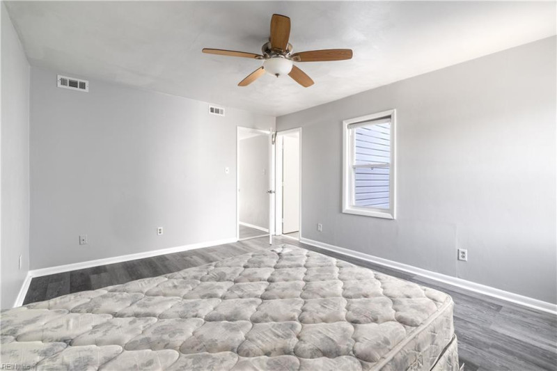 Photo 12 of 25 residential for sale in Norfolk virginia Photo 12 of 25 residential for sale in Norfolk virginia