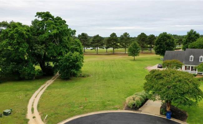 9 Deacon Court, Northampton County, VA 23310