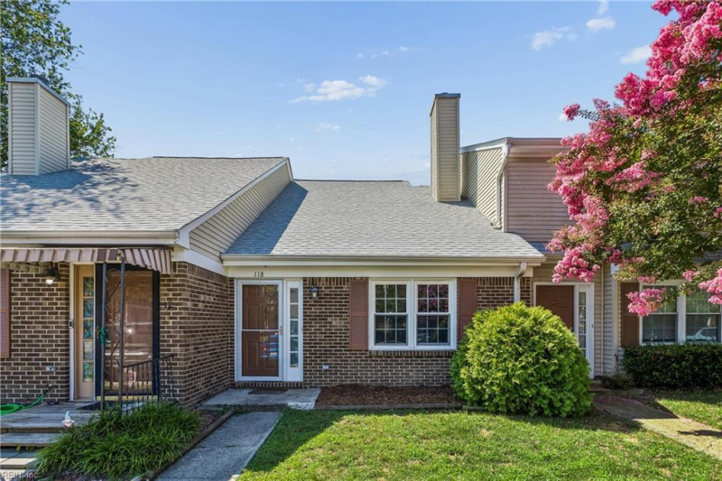 Photo 1 of 17 residential for sale in York County virginia
