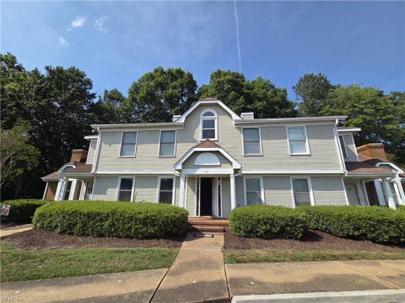 Photo 1 of 29 residential for sale in York County virginia