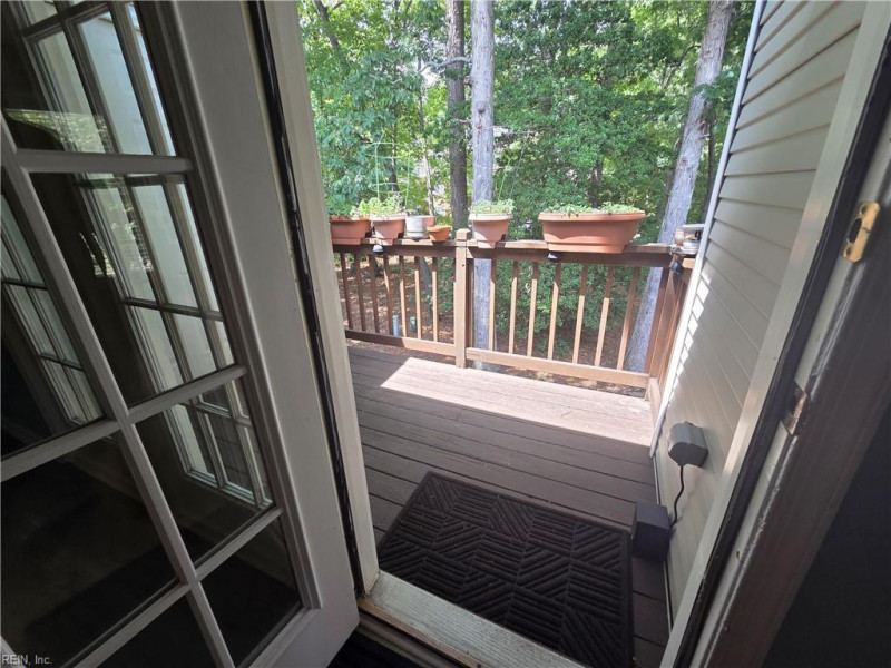 Photo 8 of 29 residential for sale in York County virginia
